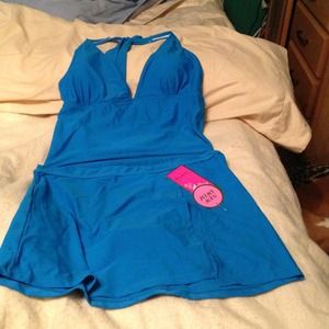 New with tags skirted swim suit. Price reduced