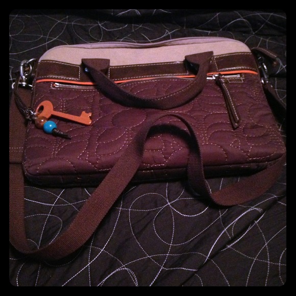 Fossil brown key-per laptop case