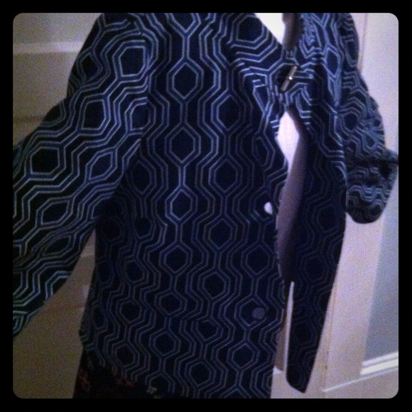 Timeless Capelet