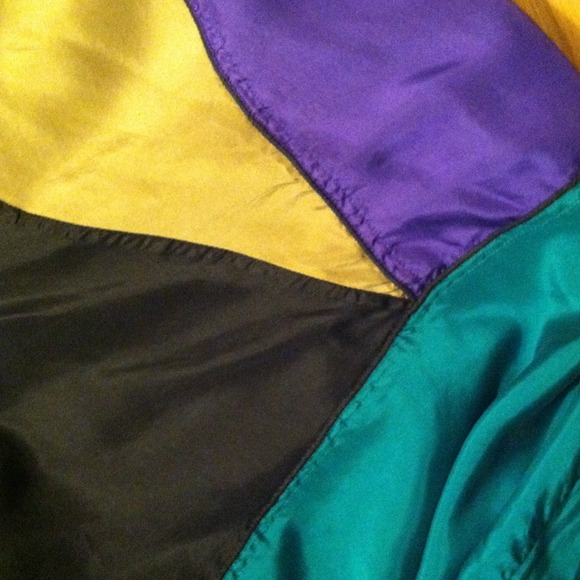 $19 TODAY!! Awesome VINTAGE 100% silk 80s jacket! - Picture 2 of 4