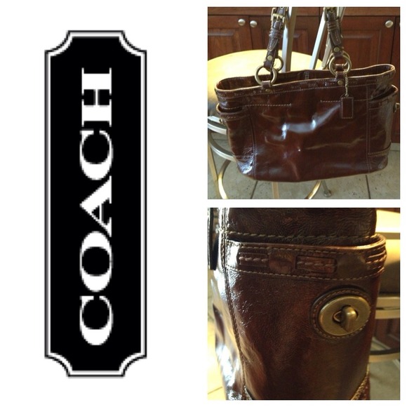 ❌SOLD❌❤COACH❤💯% Authentic patent purse tote