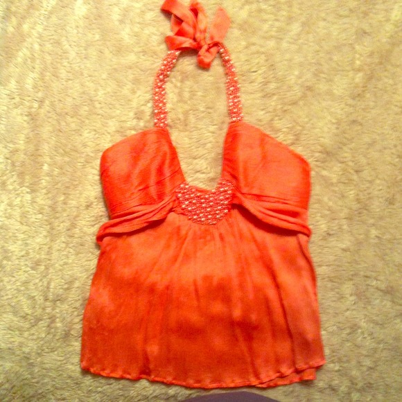 A small top from bebe