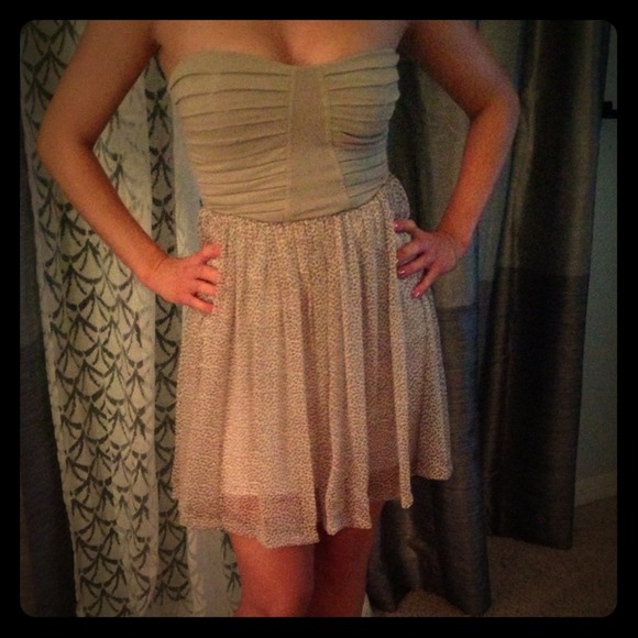 YA Los Angeles dress 💃