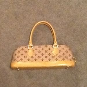 Louis Vuitton Purse