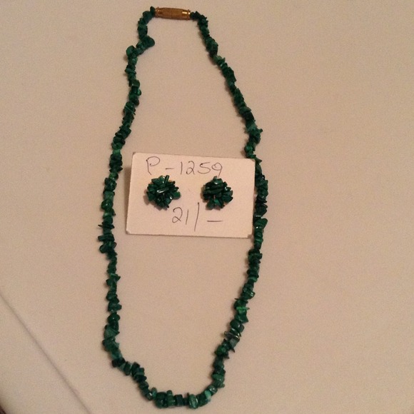 Green stone necklace