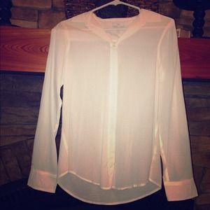 Linen  button down !!!!SOLD!!❌