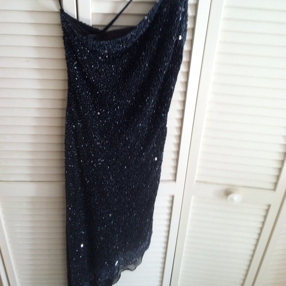 One shoulder sparkly beaded formal dress. - Picture 3 of 3