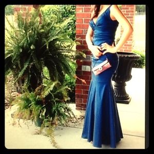 Cache evening gown midnight blue