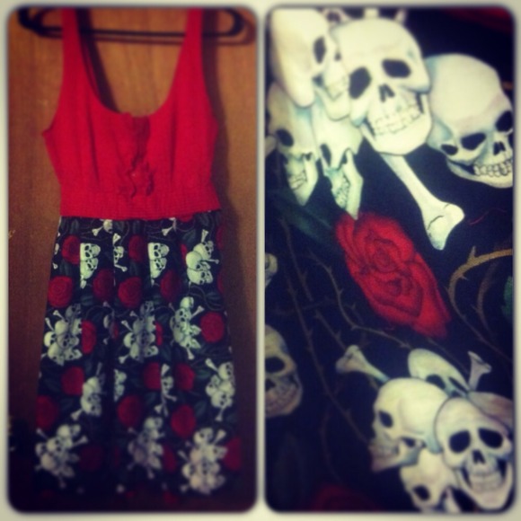 🚫SOLD🚫 Red Floral and Skull Dress