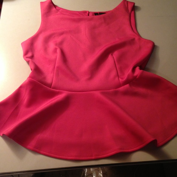 New peplum tops trade for mmerida