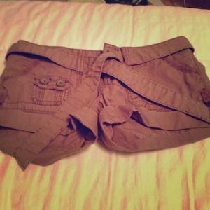 Brown kaki shorts