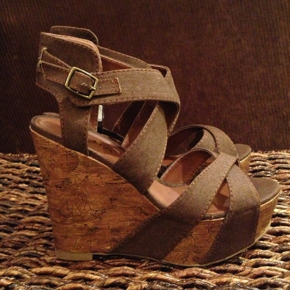 Ankle strap wedge shoes.**Now REDUCED** - Picture 2 of 4