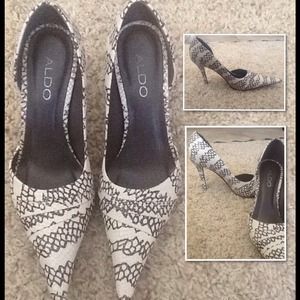 ❤Aldo Pointy Toe Heels❤