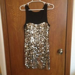 Black and Gold Sparkle Express Dress