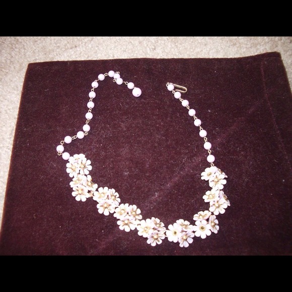 Jewelry - Vintage necklace