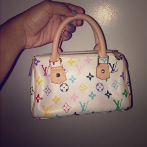 Hand bag