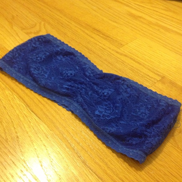 Blue lace bandeau