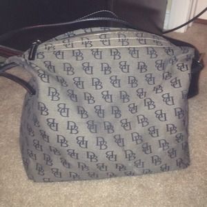 Dooney & Bourke