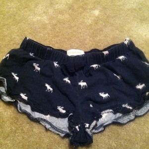 Abercrombie sleep shorts ;)
