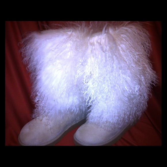 SOLD❗UGG Tall Sheepskin Boot