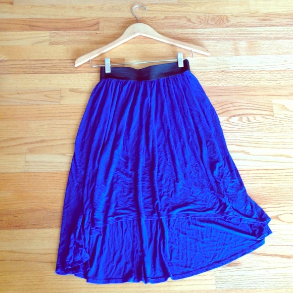 Sold in Bundle 💛 High-low cotton skirt