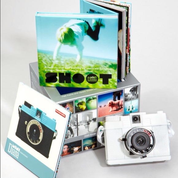 Mini diana white camera plus film
