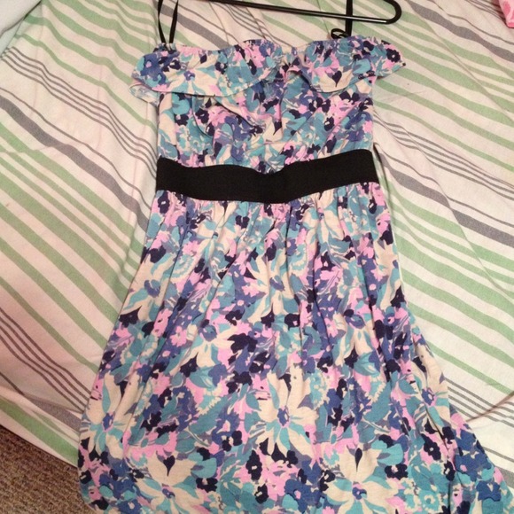 Floral summer dress! 😃