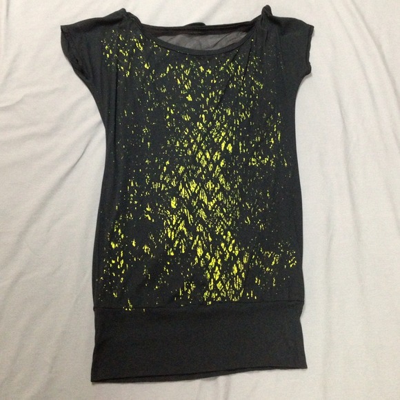 cut out back top - Picture 2 of 4