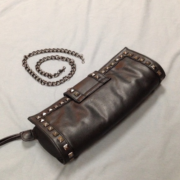 🚫BUNDLED🚫HURLEY studded clutch/purse - Picture 3 of 4