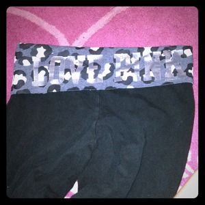 💢TRADED💢VS yoga pants