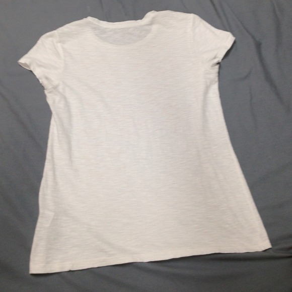 ❌BUNDLED❌ BANANA REPUBLIC tee - Picture 3 of 4