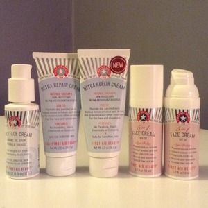 First Aid Beauty skincare💛