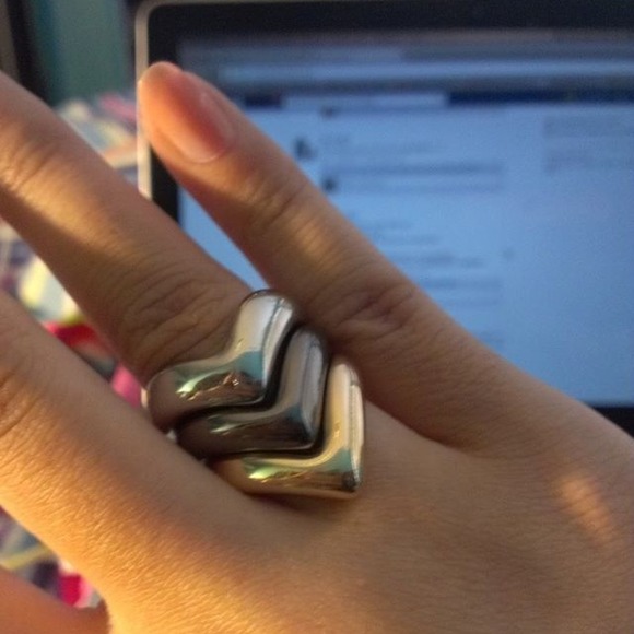 Forever 21 Jewelry - Chevron stackable rings