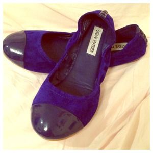 Steve Madden Royal Blue Toe Cap City Flats Size 10