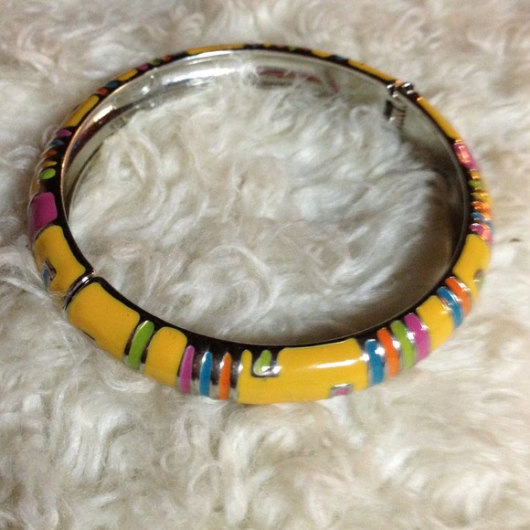 Multicolored Island Bangle - Picture 2 of 2