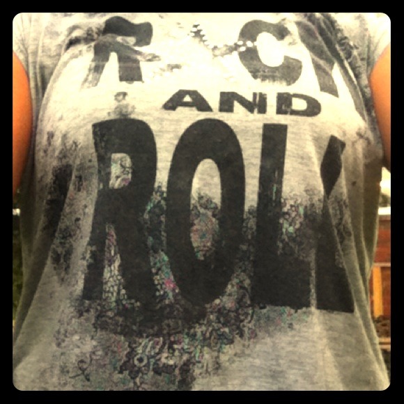 Half shirt Rock&Roll t-shirt ( tank top included!)