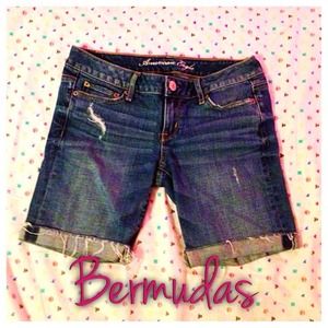 American Eagle Distressed Bermudas