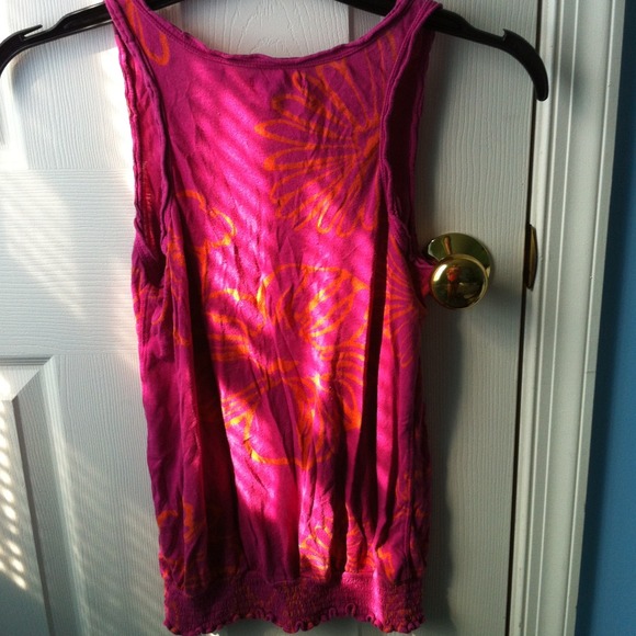 Floral tank from AE! - Picture 2 of 4