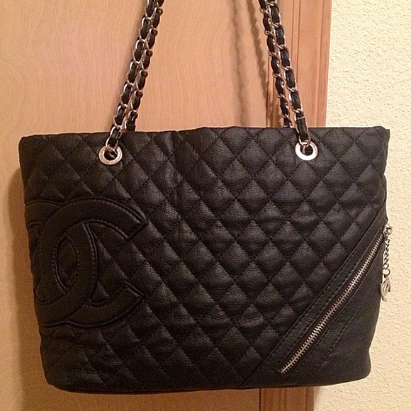 Chanel purse