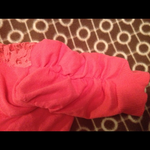 💢💢Sold in bundle💢 💢Coral Half Length Cardigan - Picture 2 of 4