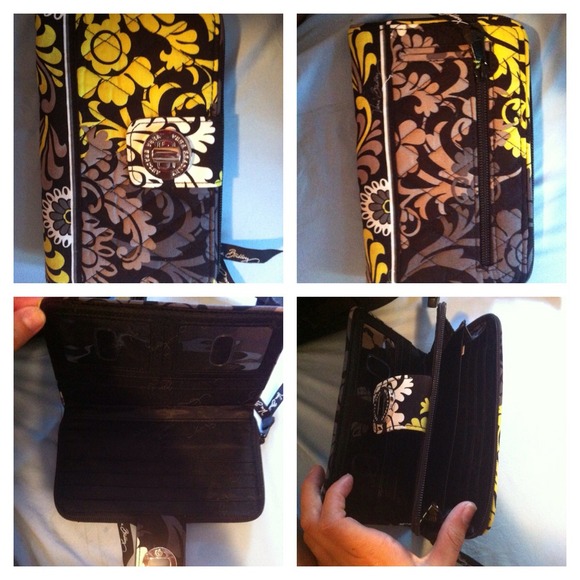 Vera Bradley clutch