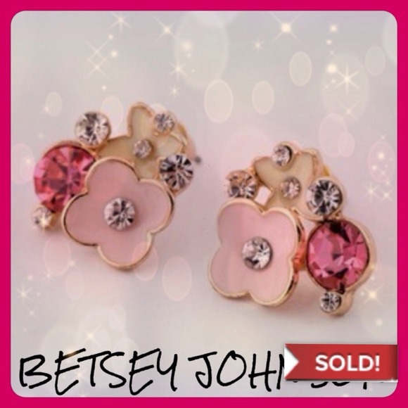 Bundled 🎀 Betsey Johnson Earrings