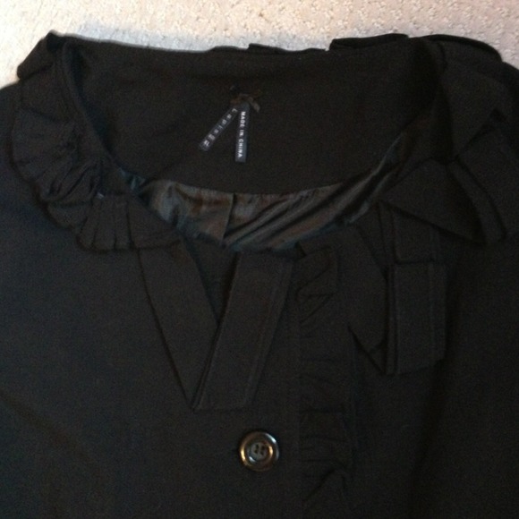HOST PICK ! black trench coat NO BELT - Picture 2 of 3