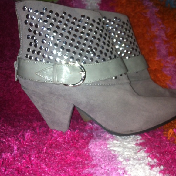 Grey studded three inch high heels