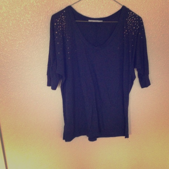 Blue shirt - Picture 1 of 2