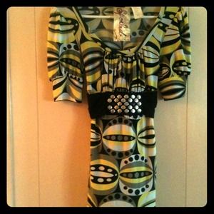 Long Top W/Adjustable Tie