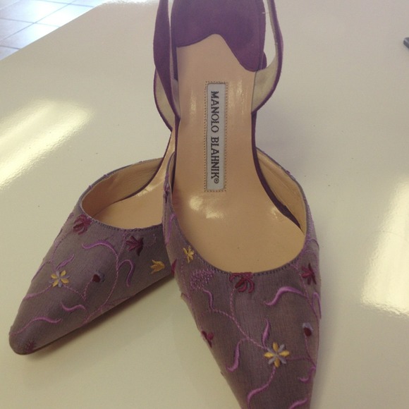 Authentic Manolo Blahnik purple sling back shoes