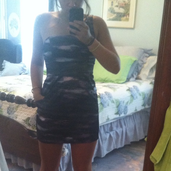 One shoulder dress