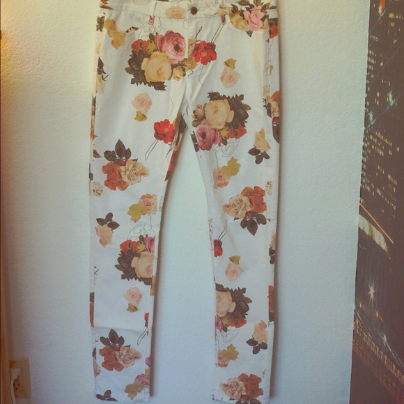 NEVER WORN insight denim from PacSun