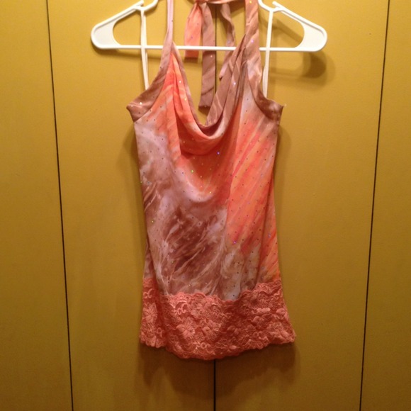 GOod for a classy dinner or a night out and about!